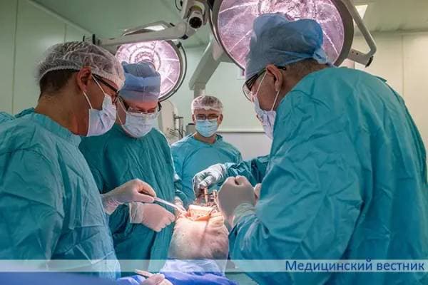 Операция по швейцарским стандартам: как в Беларуси внедряют передовые методы замены суставов